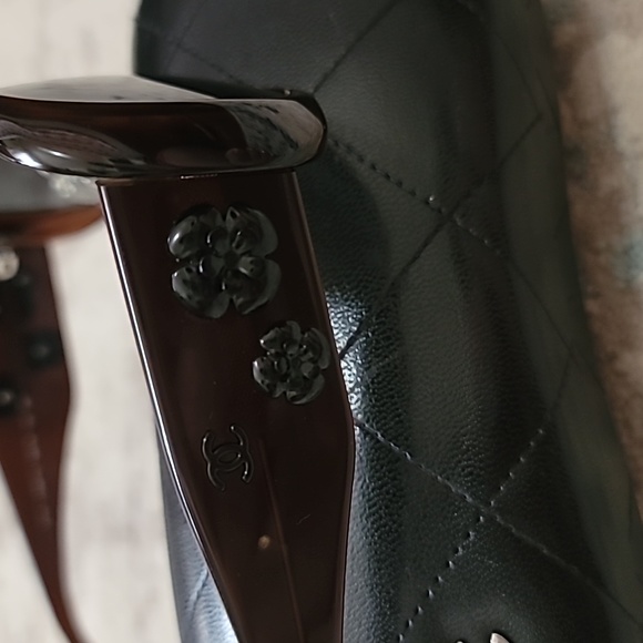 Chanel Camellia Flower Sunglasses - Picture 7 of 16